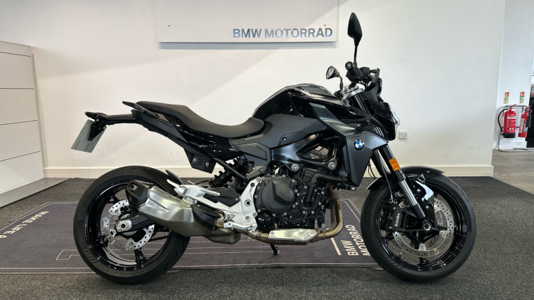 BMW F900 R (25MY)